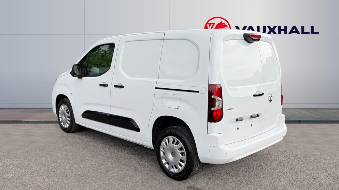 Vauxhall Combo Cargo Combo Diesel 1.5 Turbo D 100ps Prime Plus H1 Van - Image 2